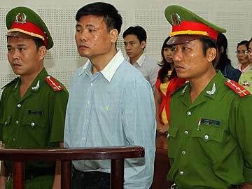 Vietnam's popular blogger jailed on anti-state charges
