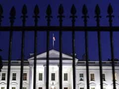 Man arrested for scaling White House fence