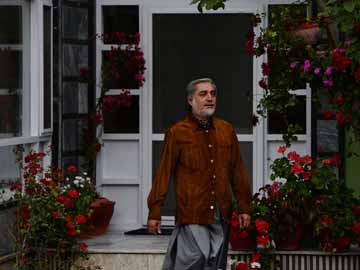 Abdullah Abdullah holds on to lead in Afghanistan polls but run-off likely