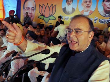 2014 elections seem to be a one-horse race: Arun Jaitley