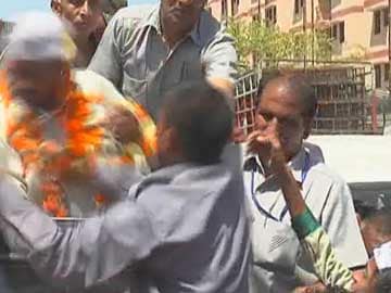 Arvind Kejriwal slapped again while campaigning in Delhi