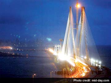 Bandra-Worli Sea Link under threat from explosives