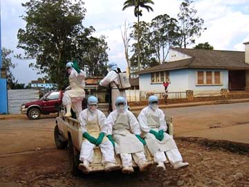 First Ebola cases suspected in Mali; regional death toll tops 90