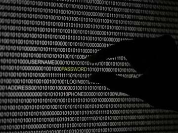 FBI informant is said to guide cyberattacks abroad