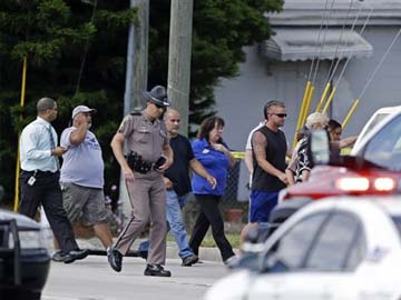 One child dead, 14 hurt in Florida day care crash