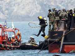 Body recovery from sunken South Korean ferry suspended