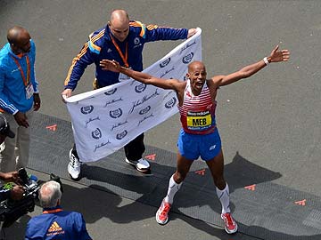 Meb Keflezighi wins Boston Marathon, first US victor in decades