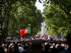 Portugal marks 40 years since end of dictatorship