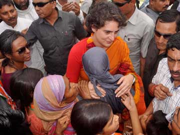 When Priyanka Gandhi Vadra met AAP workers in Amethi