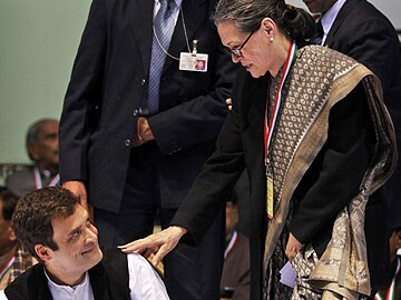Sonia Gandhi, Rahul Gandhi, LK Advani to hit campaign trail in West Bengal