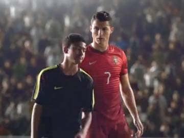 How many football superstars can Nike fit into one advertisement?