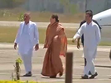 Rahul Gandhi to file nomination in Amethi today in presence of entire family