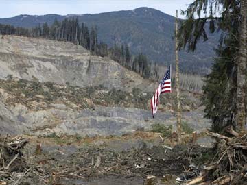 US mudslide death toll climbs to 28