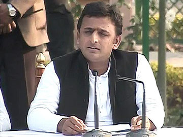 BJP wave is only in the air, says Akhilesh Yadav