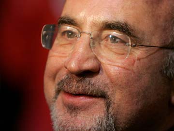 British actor Bob Hoskins dies at 71 