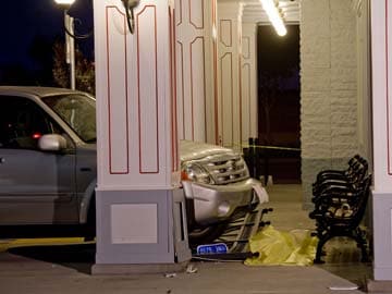 California: One dead, six hurt as SUV hits group at ice cream shop