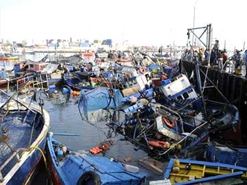 Peru issues tsunami alert along southern coast after 7.8 quake strikes Chile 