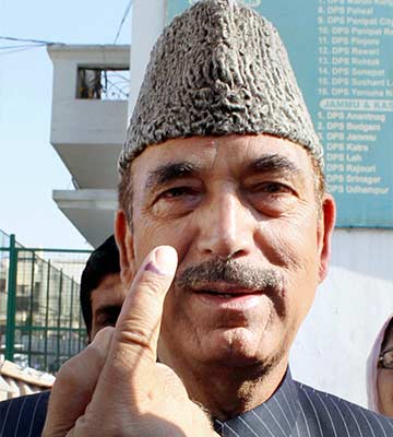 Prove your identity, Ghulam Nabi Azad told at Jammu polling booth