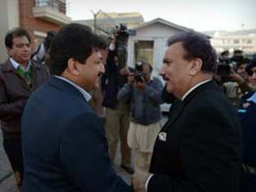 US condemns attack on Pakistani journalist Hamid Mir