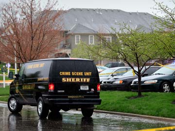 Three killed in shootings at Jewish center and retirement home in Kansas