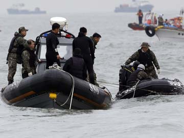Mate of South Korean ferry was steering waters for first time: prosecutor