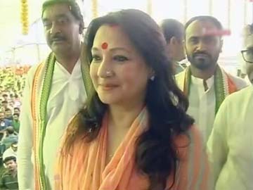 Battle for Bankura: Trinamool's Moon Moon Sen takes on nine-term CPM MP Basudev Acharya