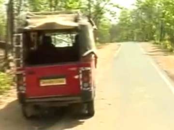 In Naxal-affected Lok Sabha seats, several attempts to disrupt polls