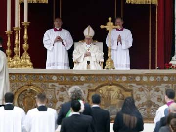 Two living popes to honour two dead ones: The Ceremony
