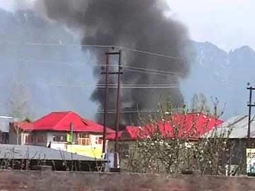 2 militants killed in 20-hour-long encounter near Srinagar