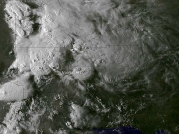 Search for victims after US tornadoes kill 17