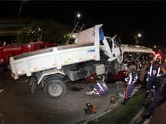 Pakistan truck crash leaves 16 dead, dozens injured