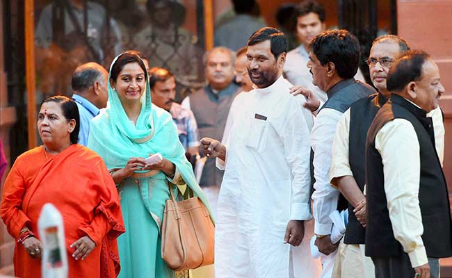 PM Modi Asks Ministers to Fix 100-Day Agenda, Lists Top 10 Priorities