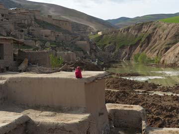 Aid Rushed to Survivors After Afghan Landslide Kills Hundreds