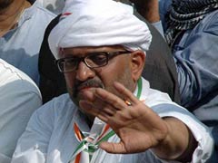 'Should Hands be Cut Off?' BJP's Murli Manohar Joshi Defends Congress' Ajay Rai