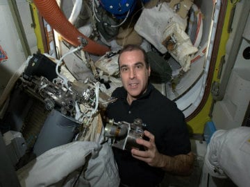 Astronaut to Deliver Graduation Address from Space