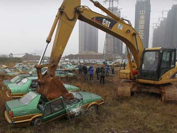 China to Take 5 Million Old Cars Off Road in 2014 in Anti-Pollution Push