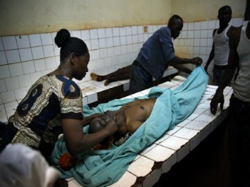 30 Killed at Central African Republic Church: Priest