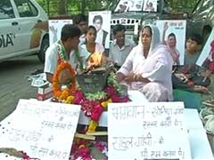 'Please God, Make Rahul Gandhi PM': Prayers Outside Congress Office