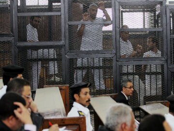 Egypt: Al-Jazeera's Lawyer Complains to Judge
