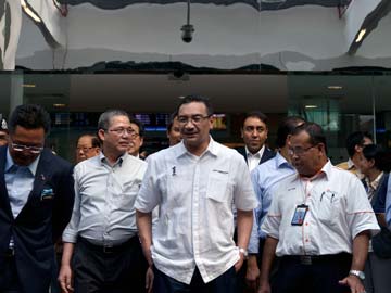 New Malaysian Budget Airport Opens Amid MH370 Mystery