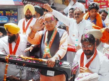 Jaitley Praises Modi's Energy, Modi Praises 'Power of Bharat Mata'
