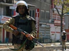 Curfew Continues in Srinagar for Third Day