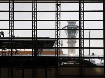 Los Angeles Air Traffic System Failure Caused By Computer Memory Shortage