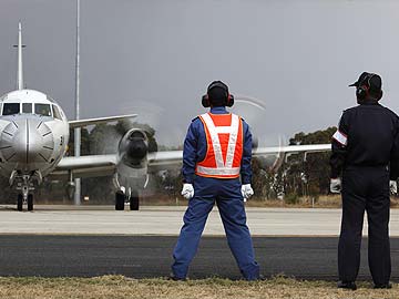 New Equipment to Scour for MH370 up to Two Months Away