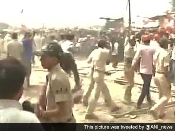 Chaos at Narendra Modi's rally in Siwan, Bihar