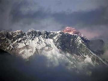 'Global Warming Behind Loss in Area of Glaciers in Himalayas'