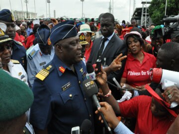 Nigerian Defence Chief Says Kidnapped Girls Located