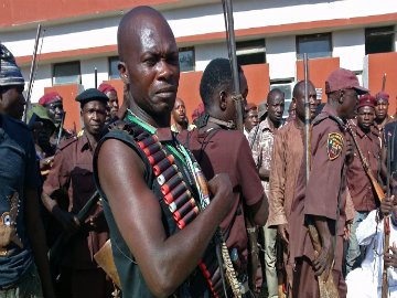 Traditional Nigerian Hunters Want to Find Kidnapped Girls