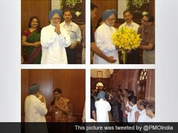 On Prime Minister Manmohan Singh's Last Day at Work, a Cabinet Meeting, Many Farewells