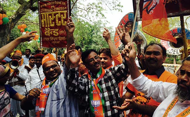 'He is Our Lion': Huge Crowds Welcome Narendra Modi to Delhi